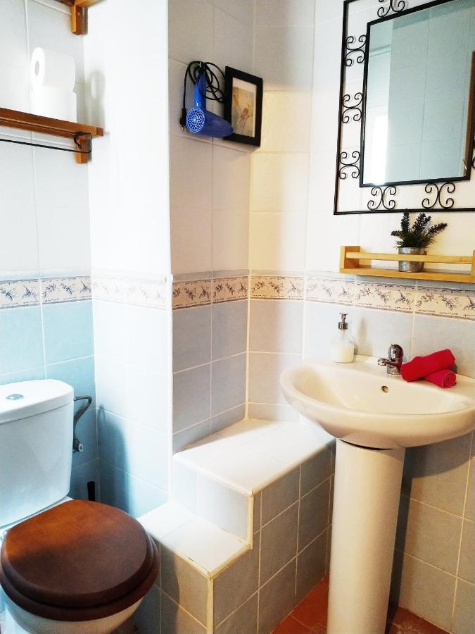 Style Apartment El Patio Triana Seville Luaran gambar
