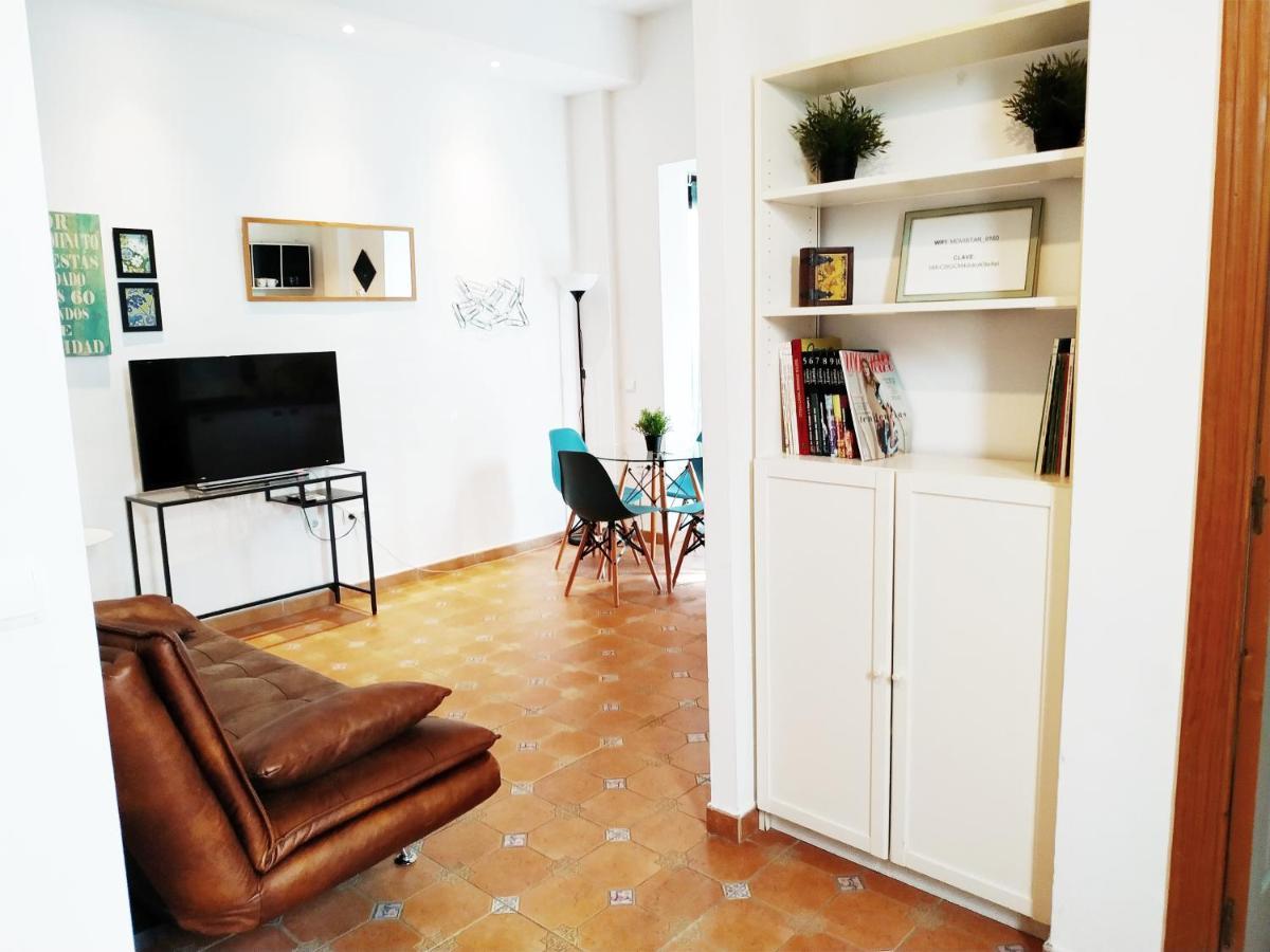 Style Apartment El Patio Triana Seville Luaran gambar