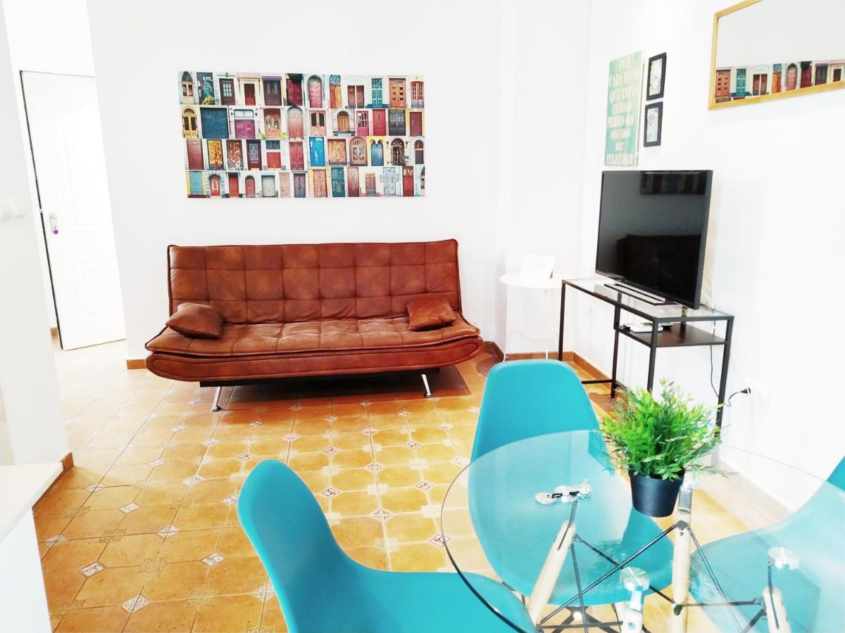 Style Apartment El Patio Triana Seville Luaran gambar